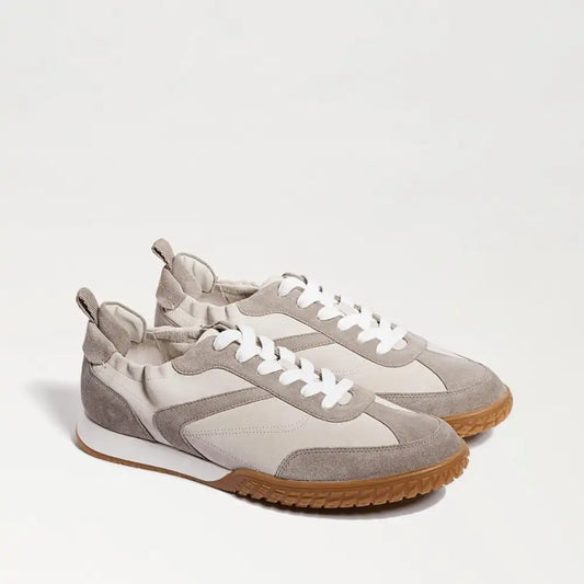 Finn Sneaker
