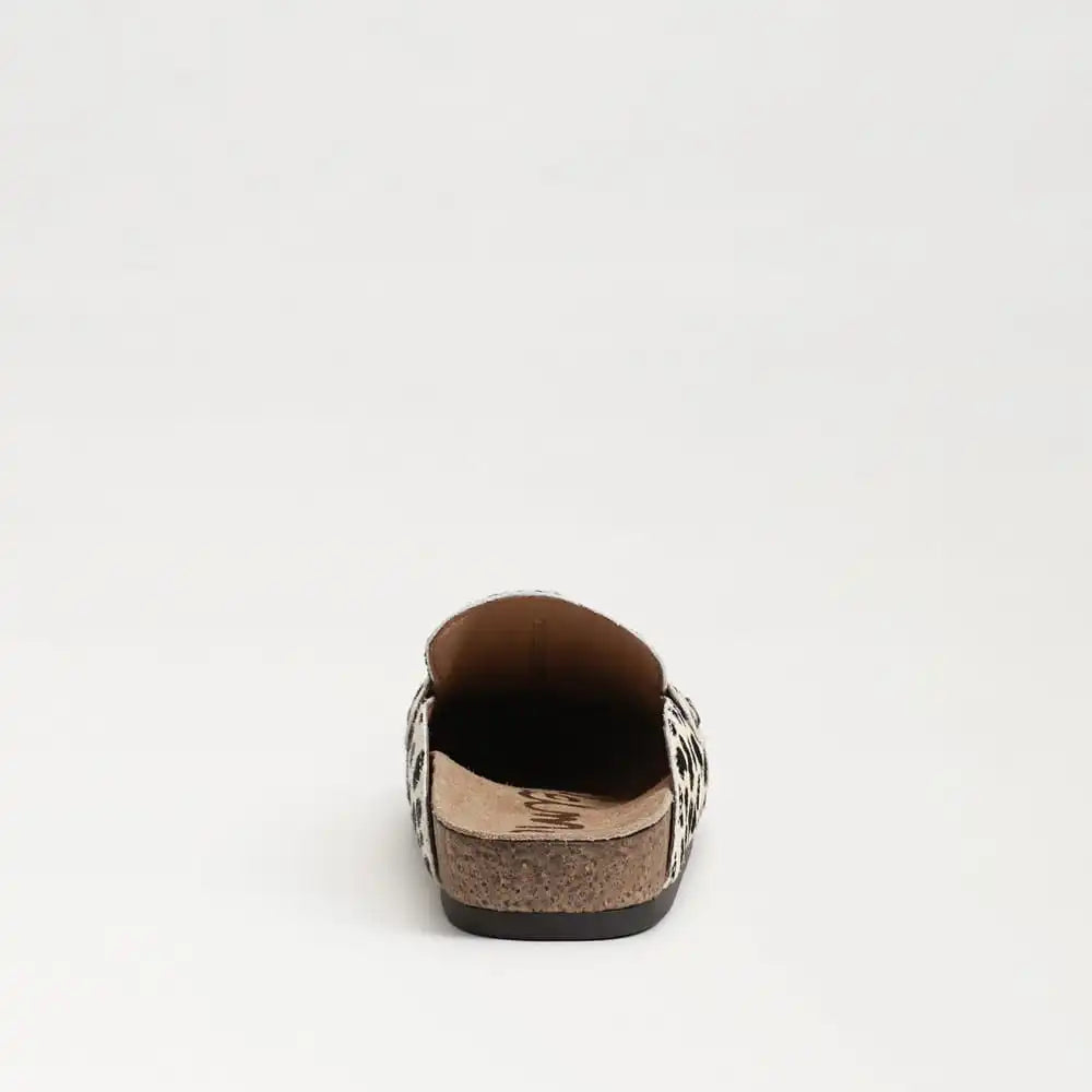 Astrid Mule