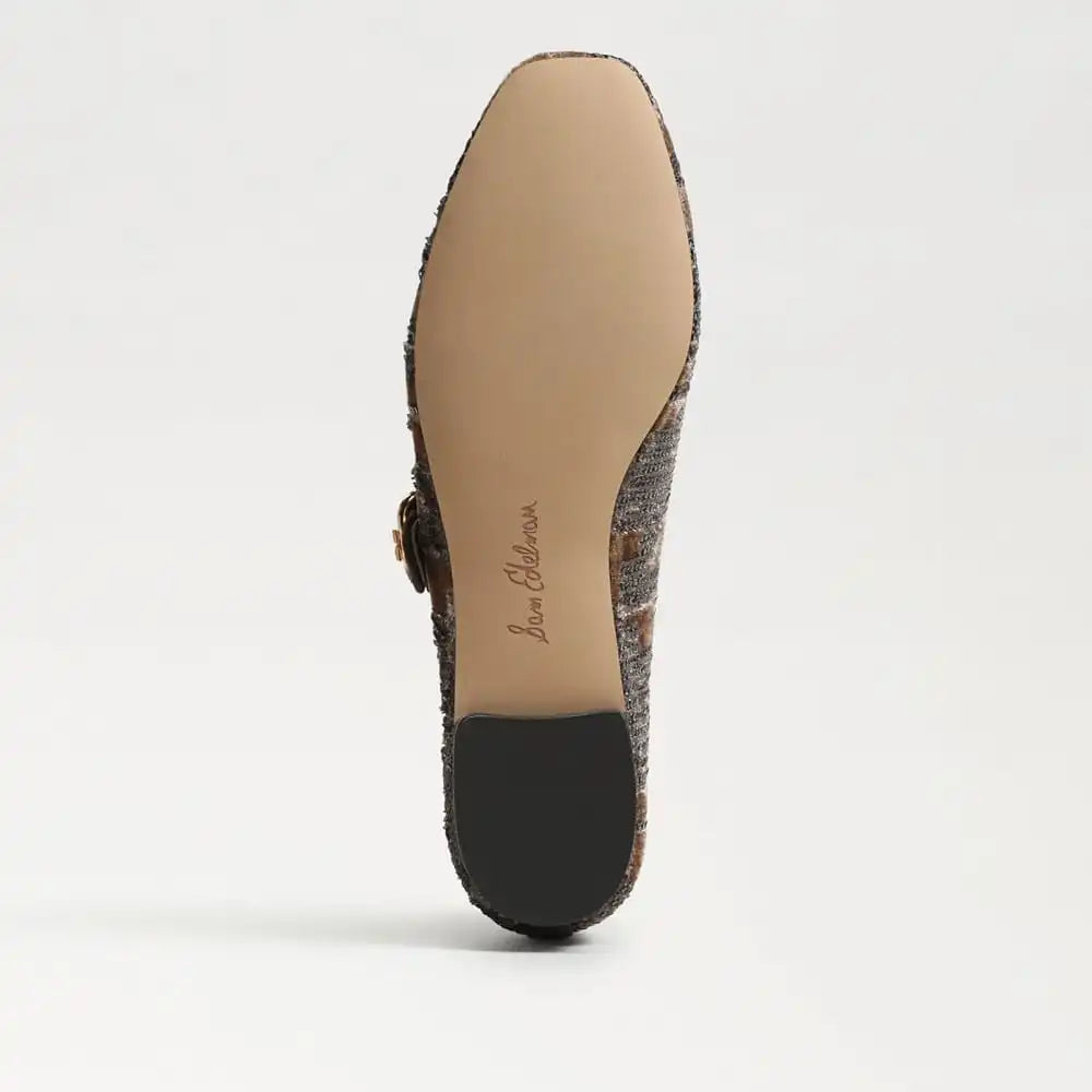 Michaela Mary Jane Flat