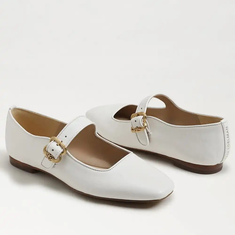 Michaela Mary Jane Flat
