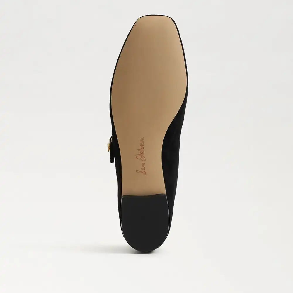 Michaela Mary Jane Flat