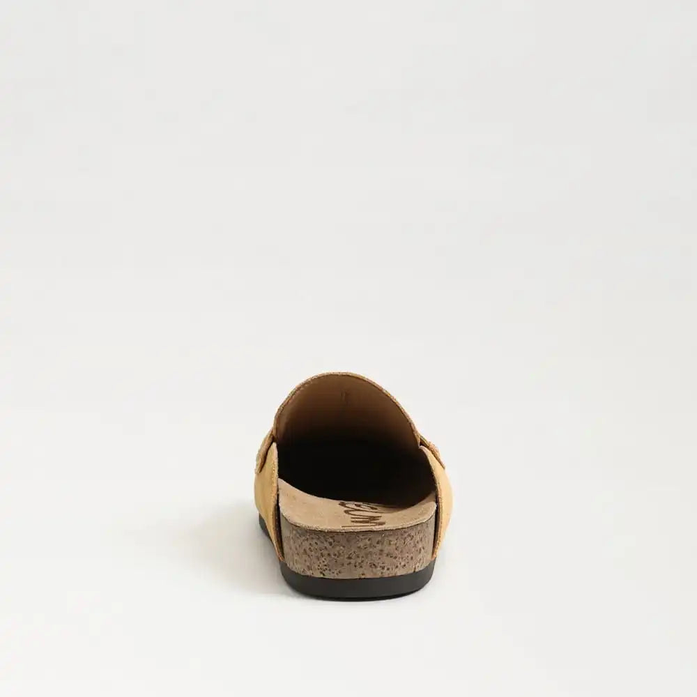 Astrid Mule