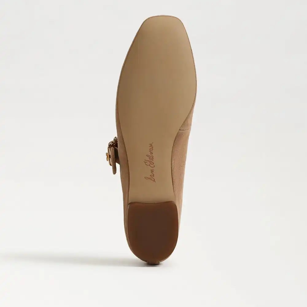 Michaela Mary Jane Flat