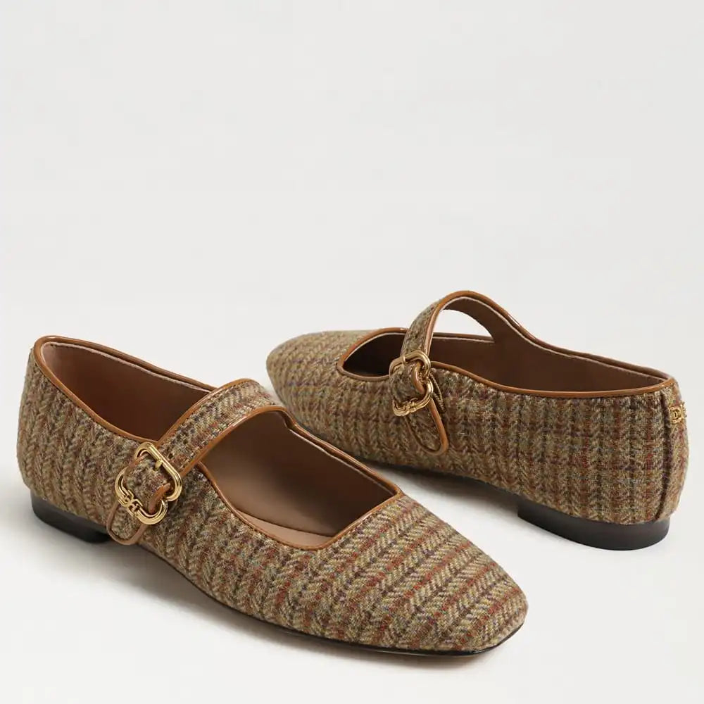 Michaela Mary Jane Flat