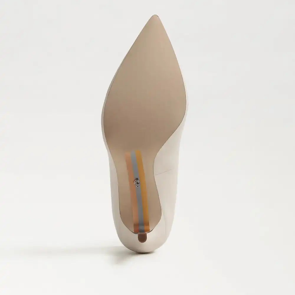 Hazel Pointed Toe Pump