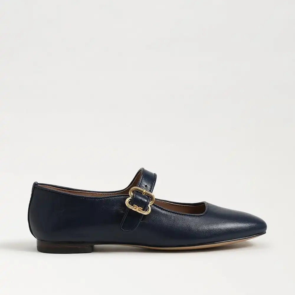 Michaela Mary Jane Flat