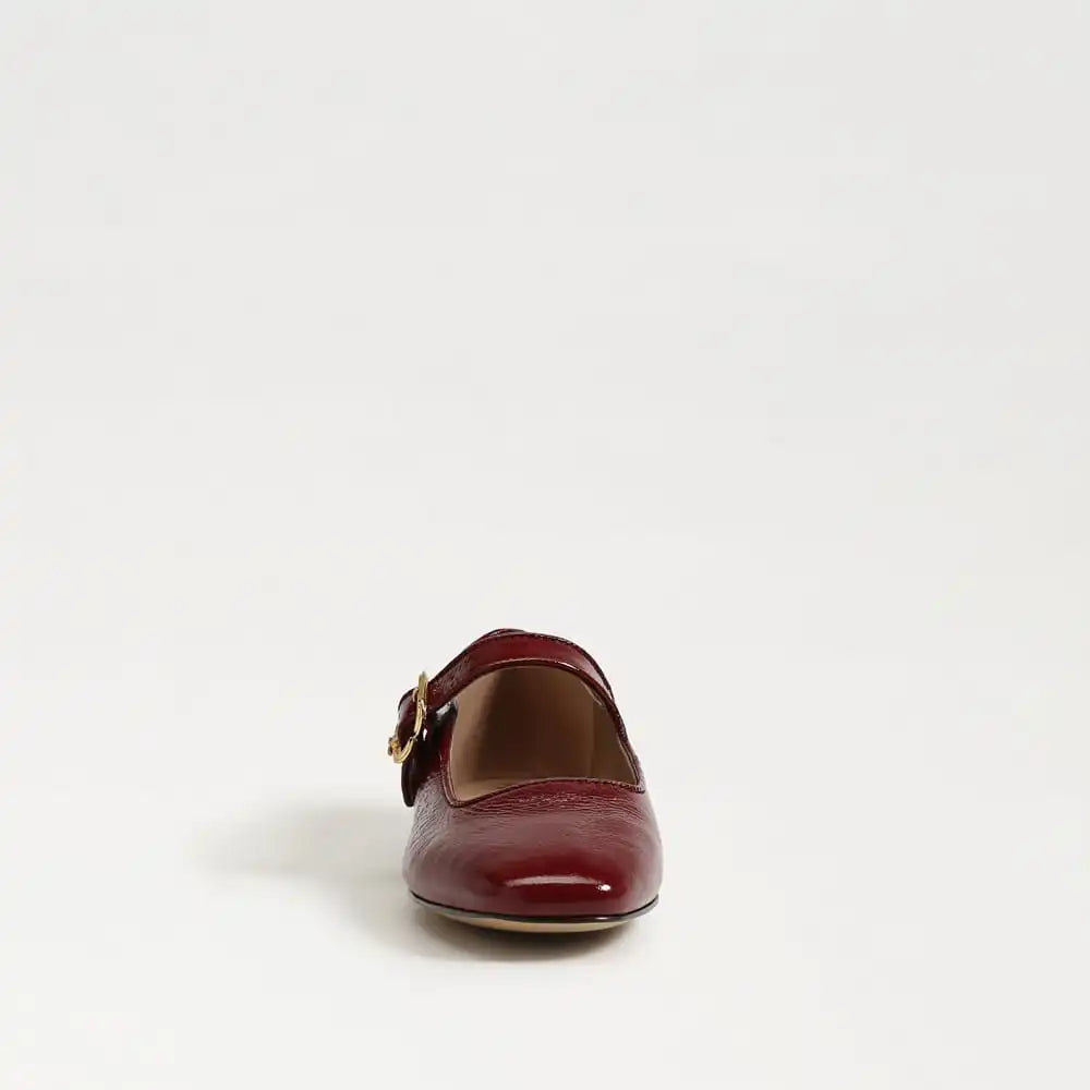 Michaela Mary Jane Flat
