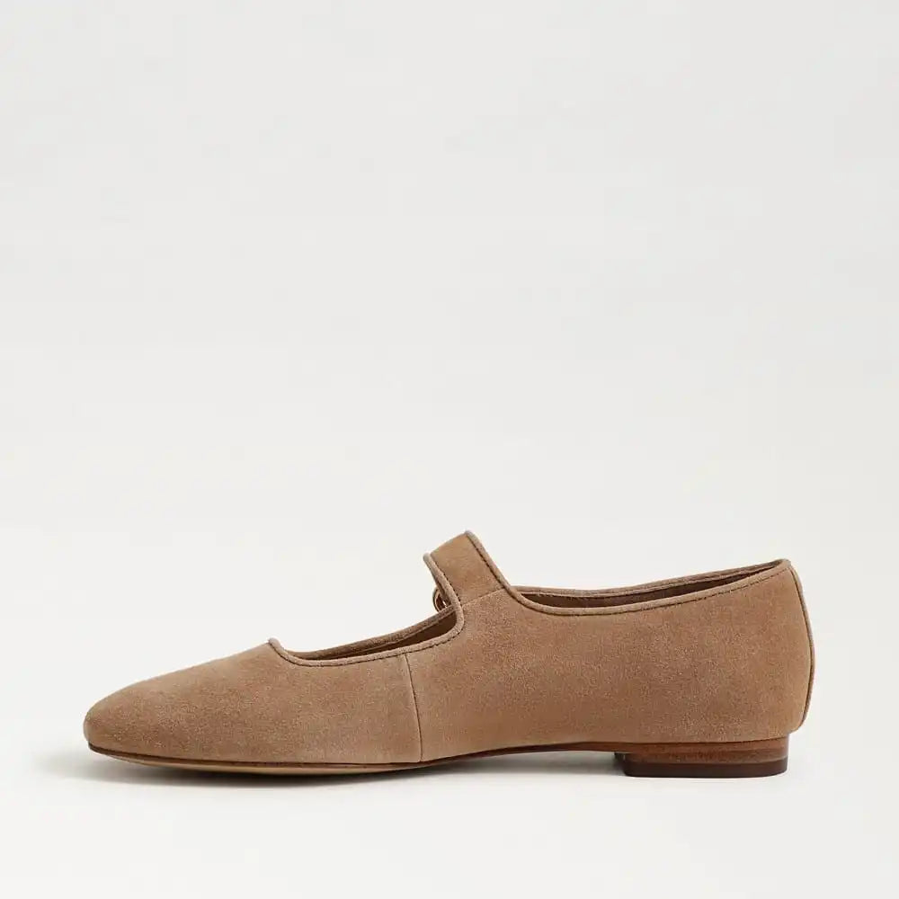 Michaela Mary Jane Flat