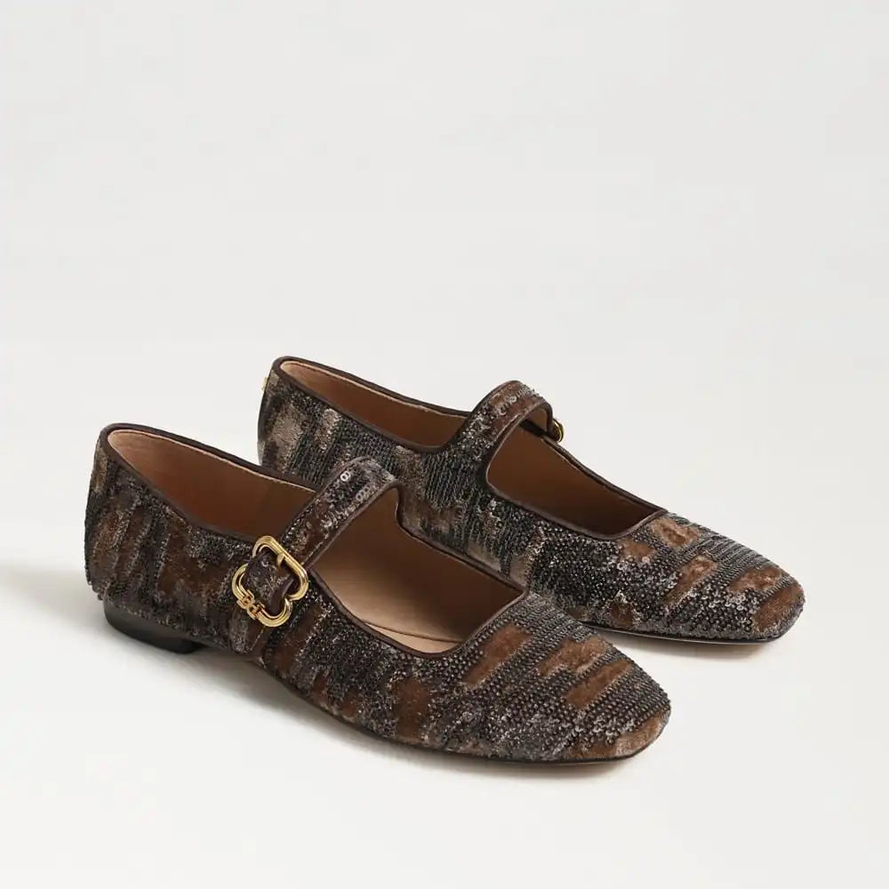Michaela Mary Jane Flat