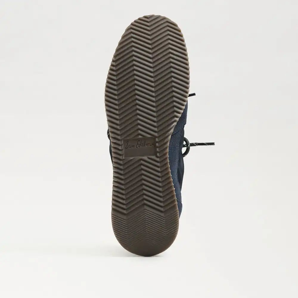 Evara Lace Up Sneaker
