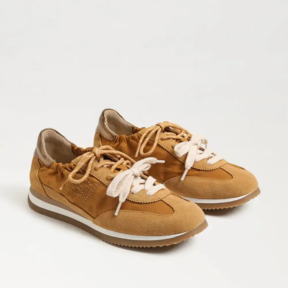 Evara Lace Up Sneaker