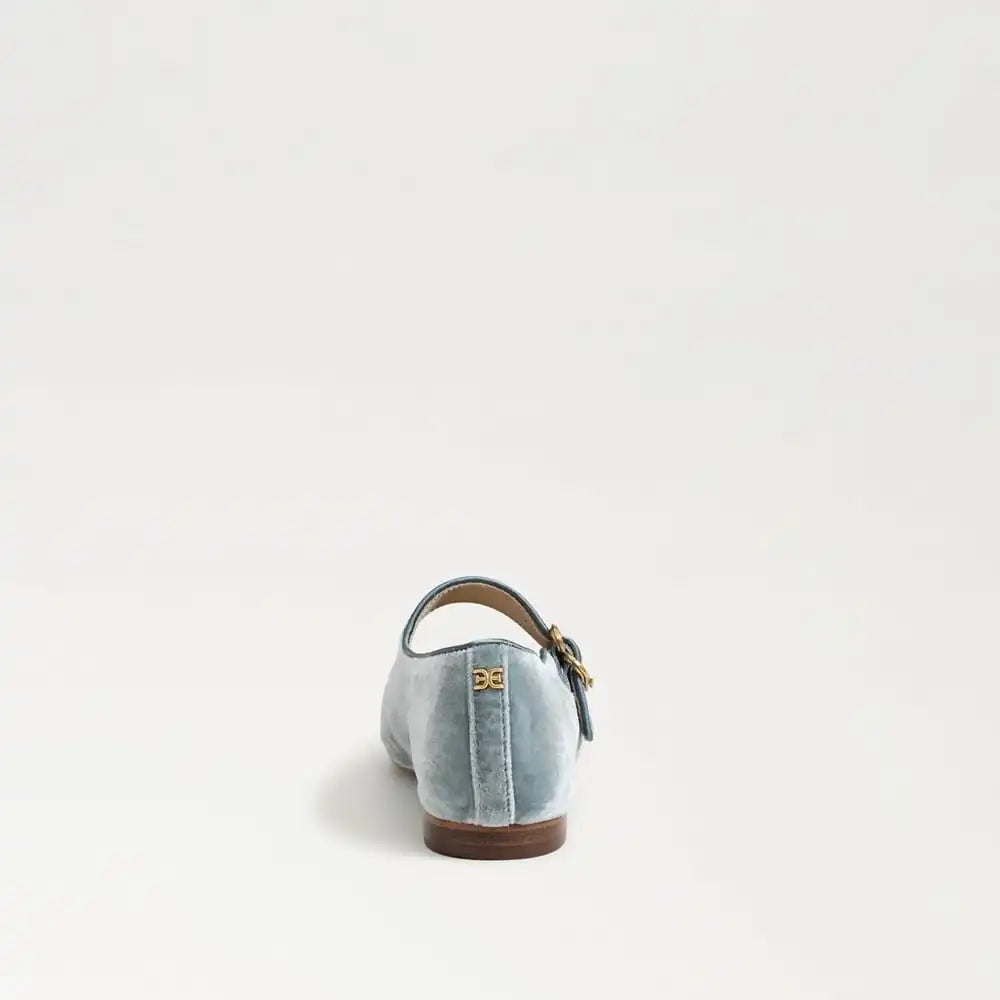 Michaela Mary Jane Flat