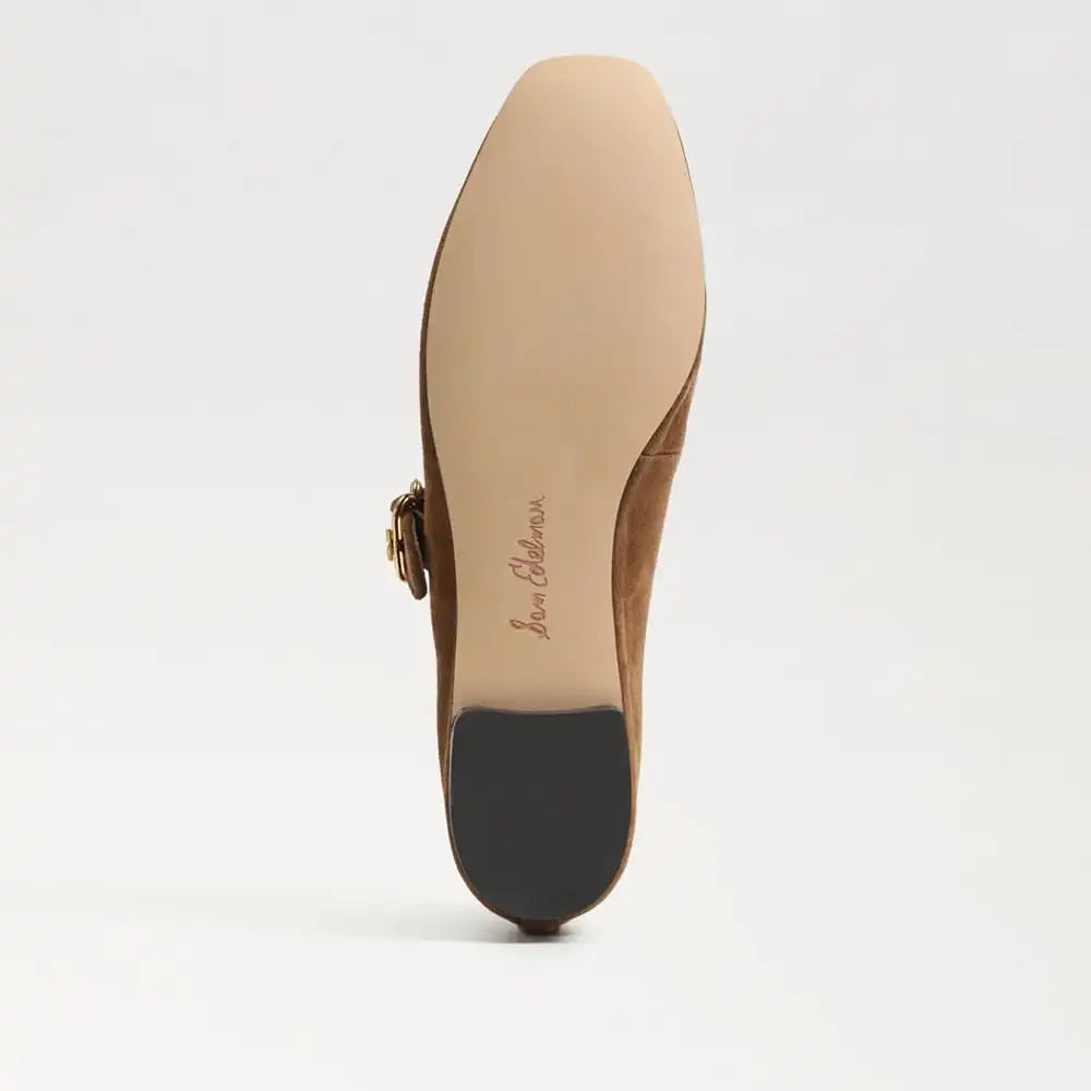 Michaela Mary Jane Flat