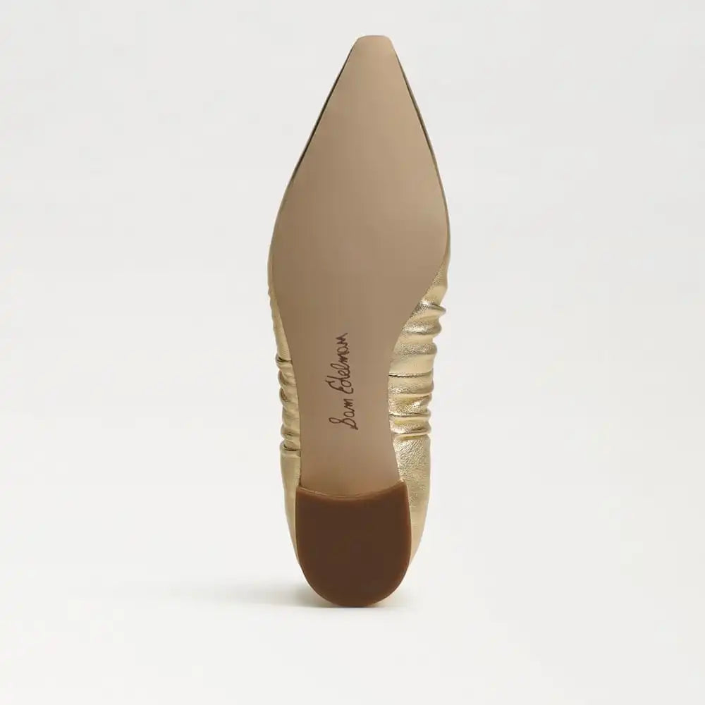 Essex Pointed Toe Ballet Flat