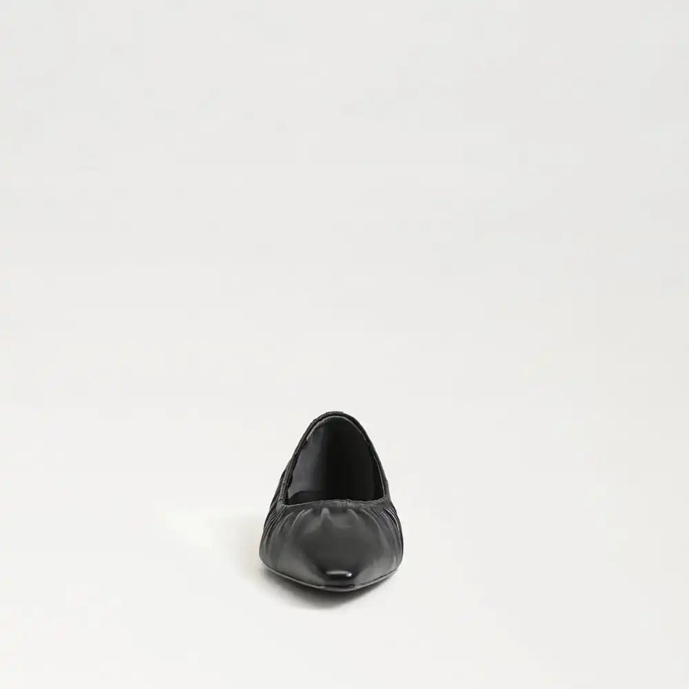 Essex Pointed Toe Ballet Flat