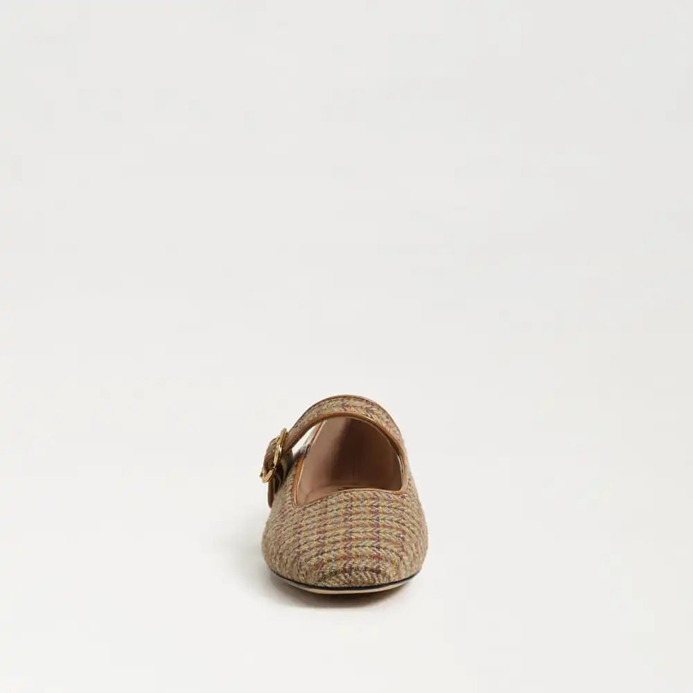 Michaela Mary Jane Flat