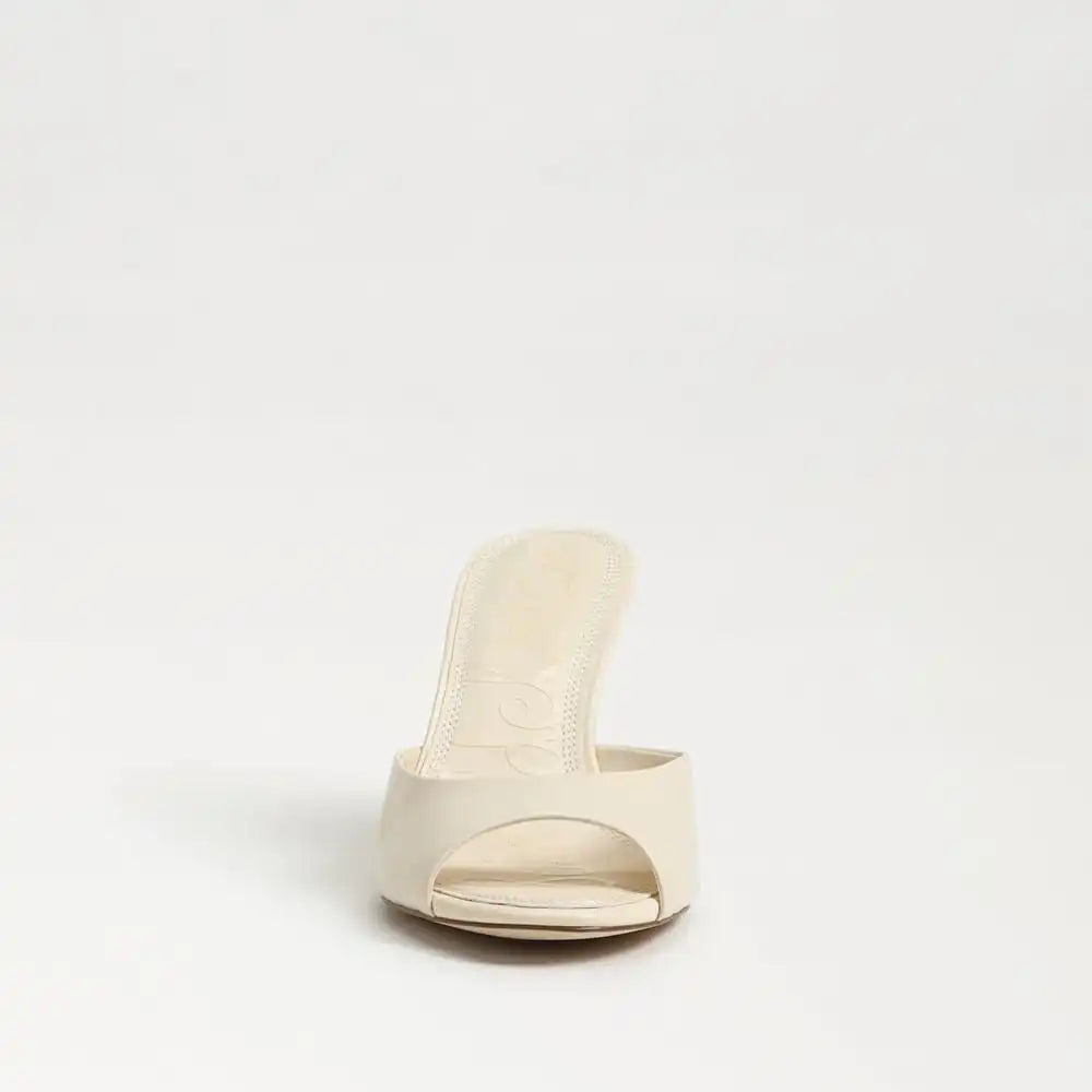 Jeanie Heeled Mule