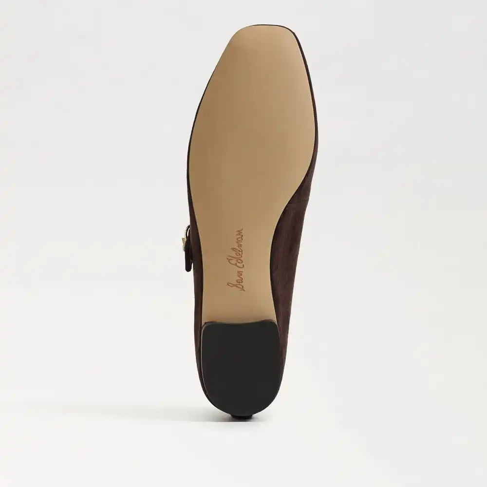 Michaela Mary Jane Flat